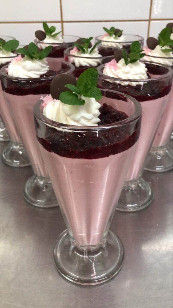 Mousse berrys club social