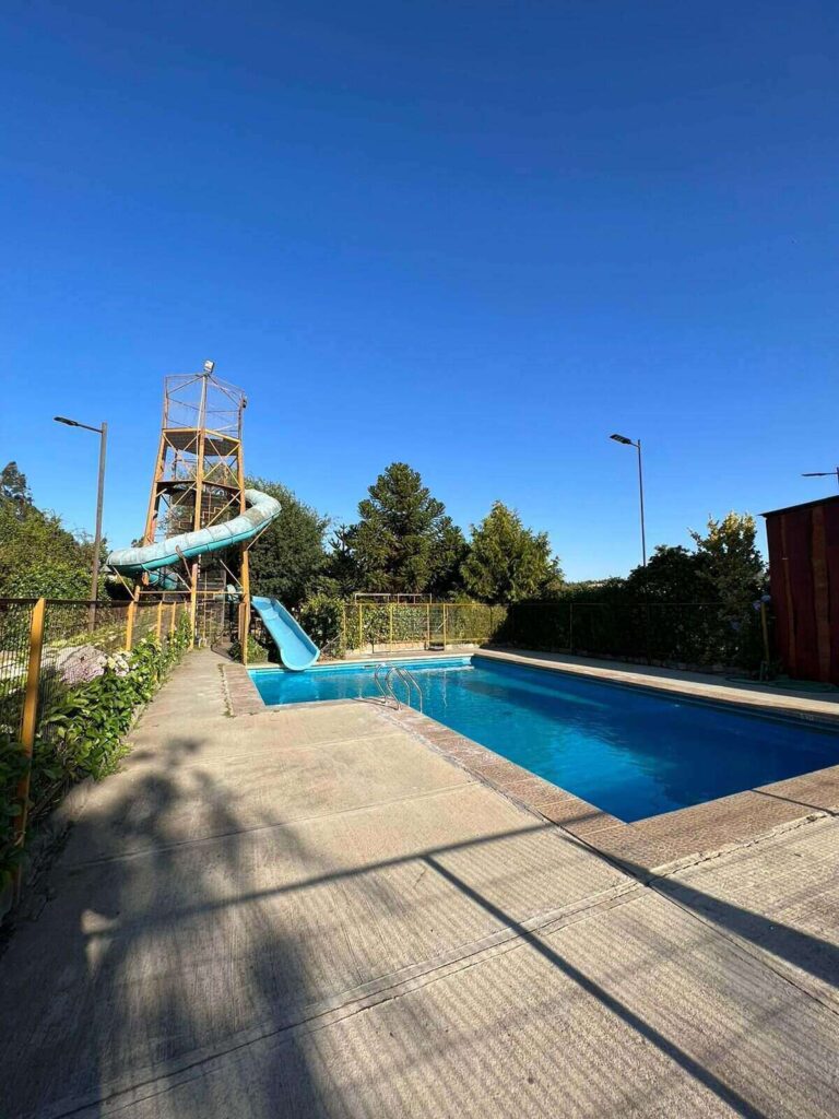 Piscina los pinos