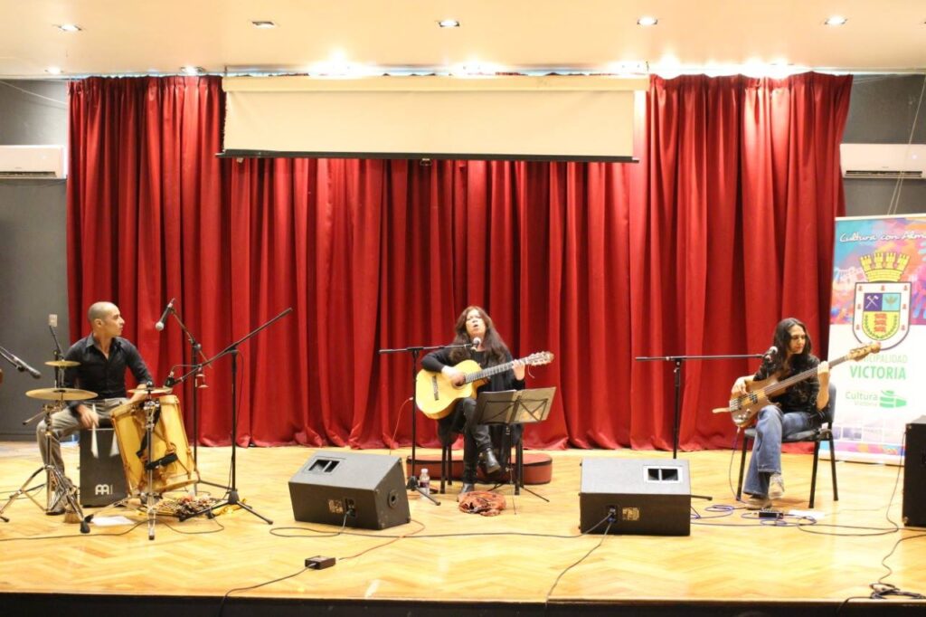 Tita Parra en el Centro Cultural