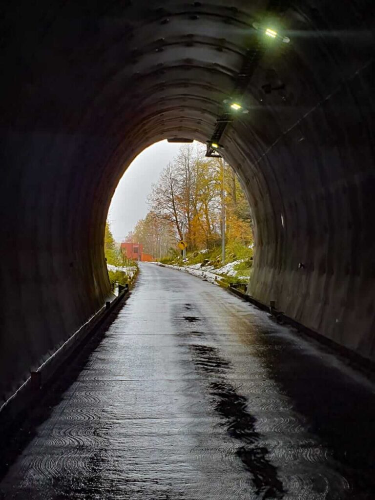 Tunel 12