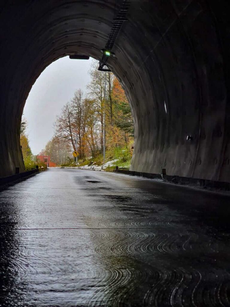 Tunel 13
