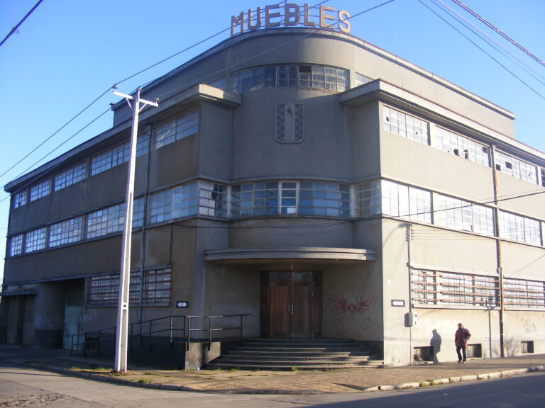 ex fábrica de muebles