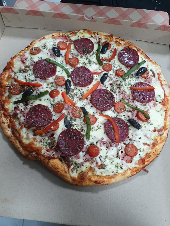 pizza gato negro