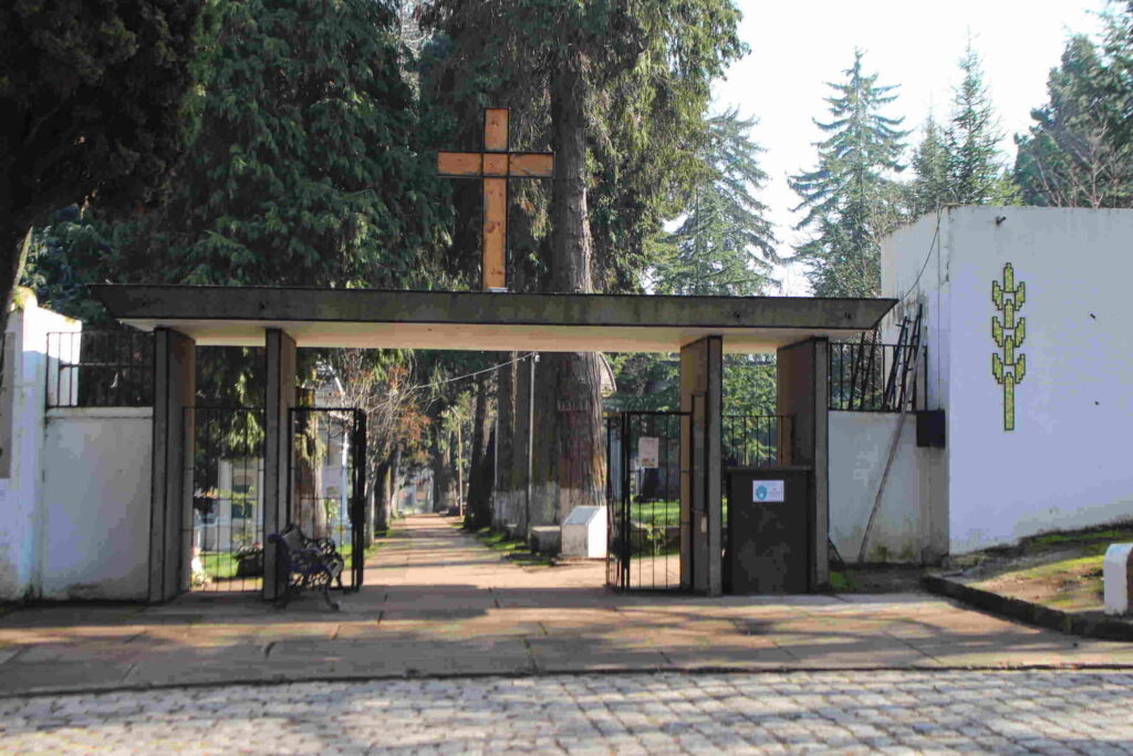 entrada cementerio3