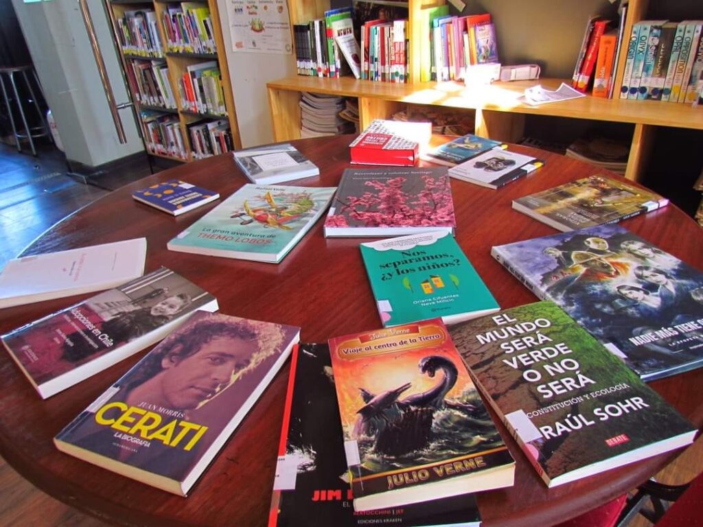 Sala De Biblioteca Municipal