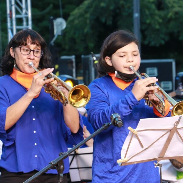 ORQUESTA INSTRUMENTAL DE LONQUIMAY