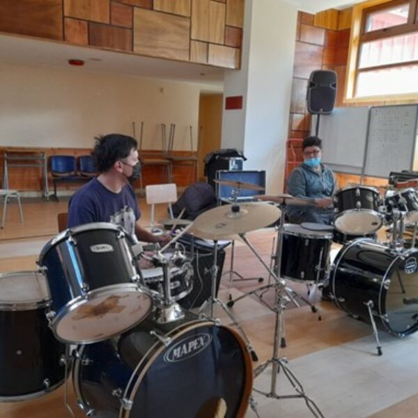 ORQUESTA INSTRUMENTAL DE LONQUIMAY